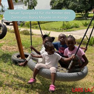 Lars Laj unterstützt Bana Mayele im Kongo: Ein neuer Spielplatz im Waisenhaus