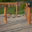 Spielplatz Trimm-dich-Pfade Kletterbrücke aus Holz für Bewegung im Freien.