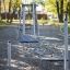 Balancier Spielplatz Netz ausgestattet mit Hängeseil und Stehplattformen, installiert auf einem kind