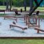 Sahara Trimm-dich-Pfad aus Holz mit Balancier- und Sprungelementen im Park